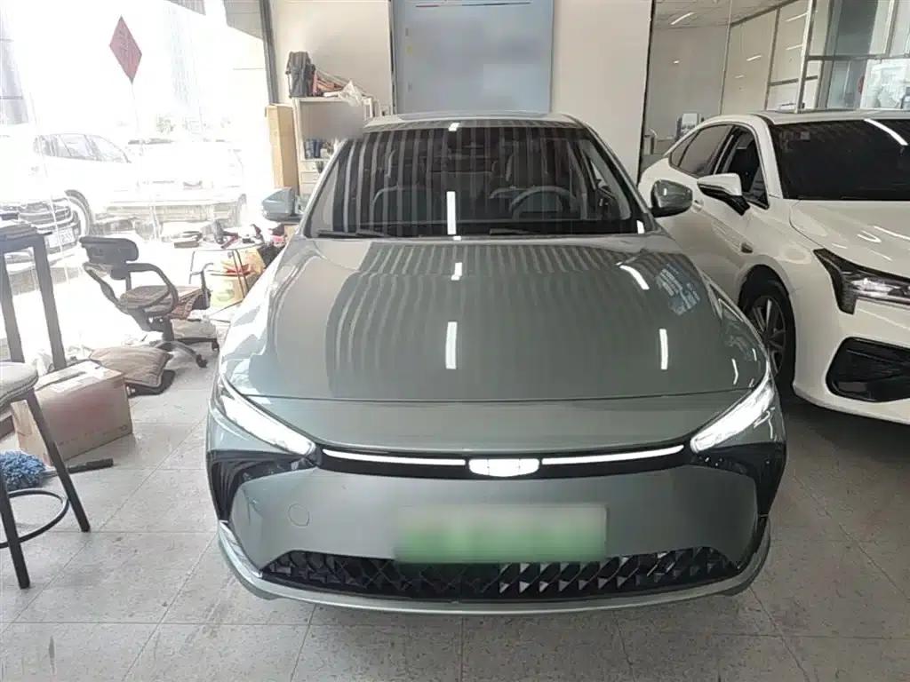 Geely Geometry G6 2024 500KM Premium Edition — миниатюра 3