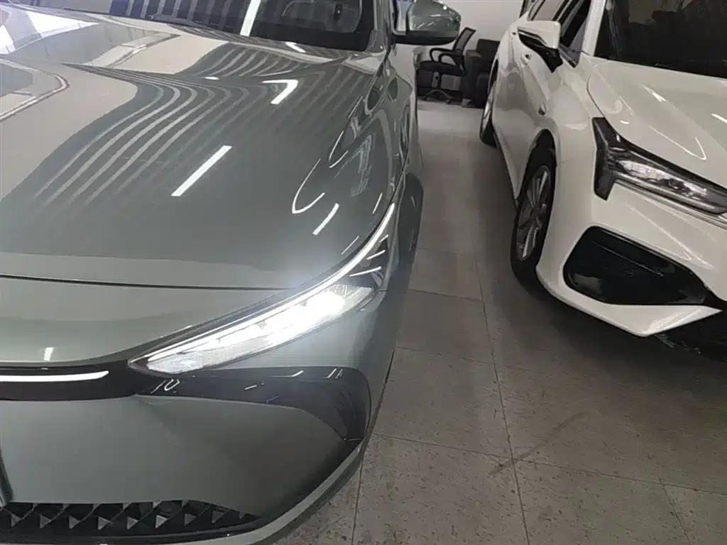 Geely Geometry G6 2024 500KM Premium Edition — миниатюра 24