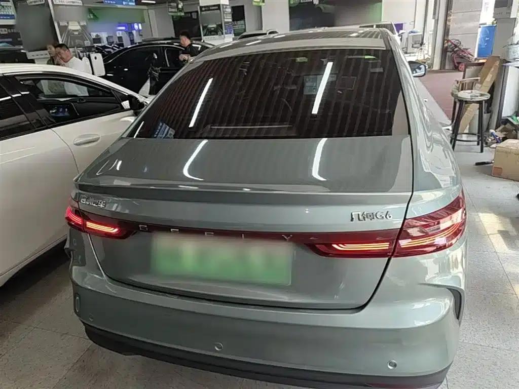 Geely Geometry G6 2024 500KM Premium Edition — миниатюра 6