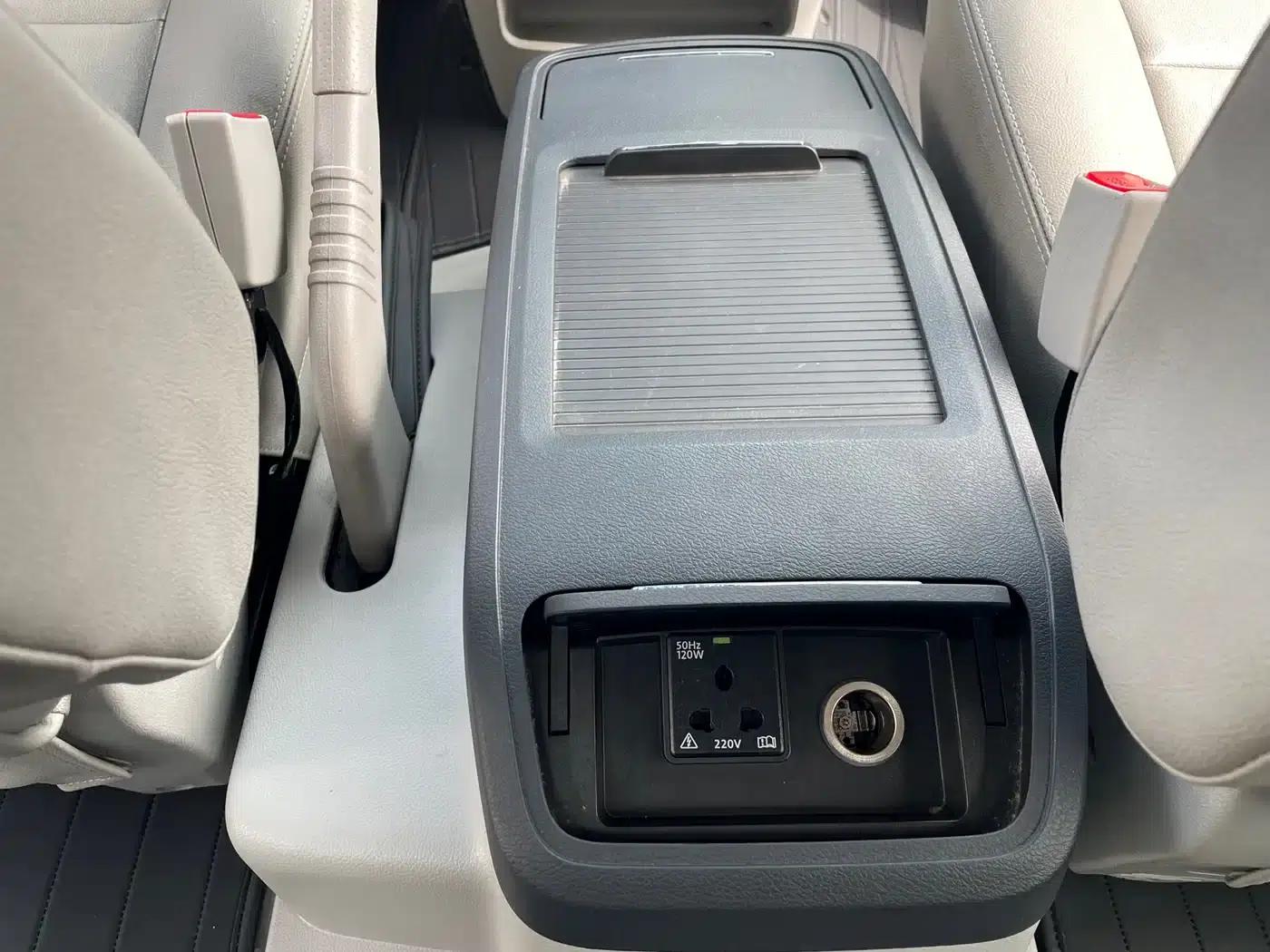 Refine L5 2022 2.0T Automatic Business Edition — миниатюра 14