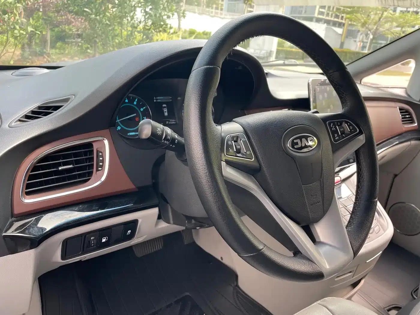 Refine L5 2022 2.0T Automatic Business Edition — миниатюра 18