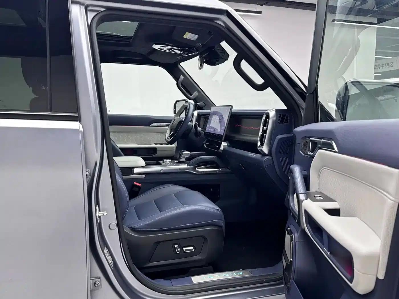 Jetour Traveler C-DM 2024 Model C-DM 208KM Off-Road Edition — миниатюра 11