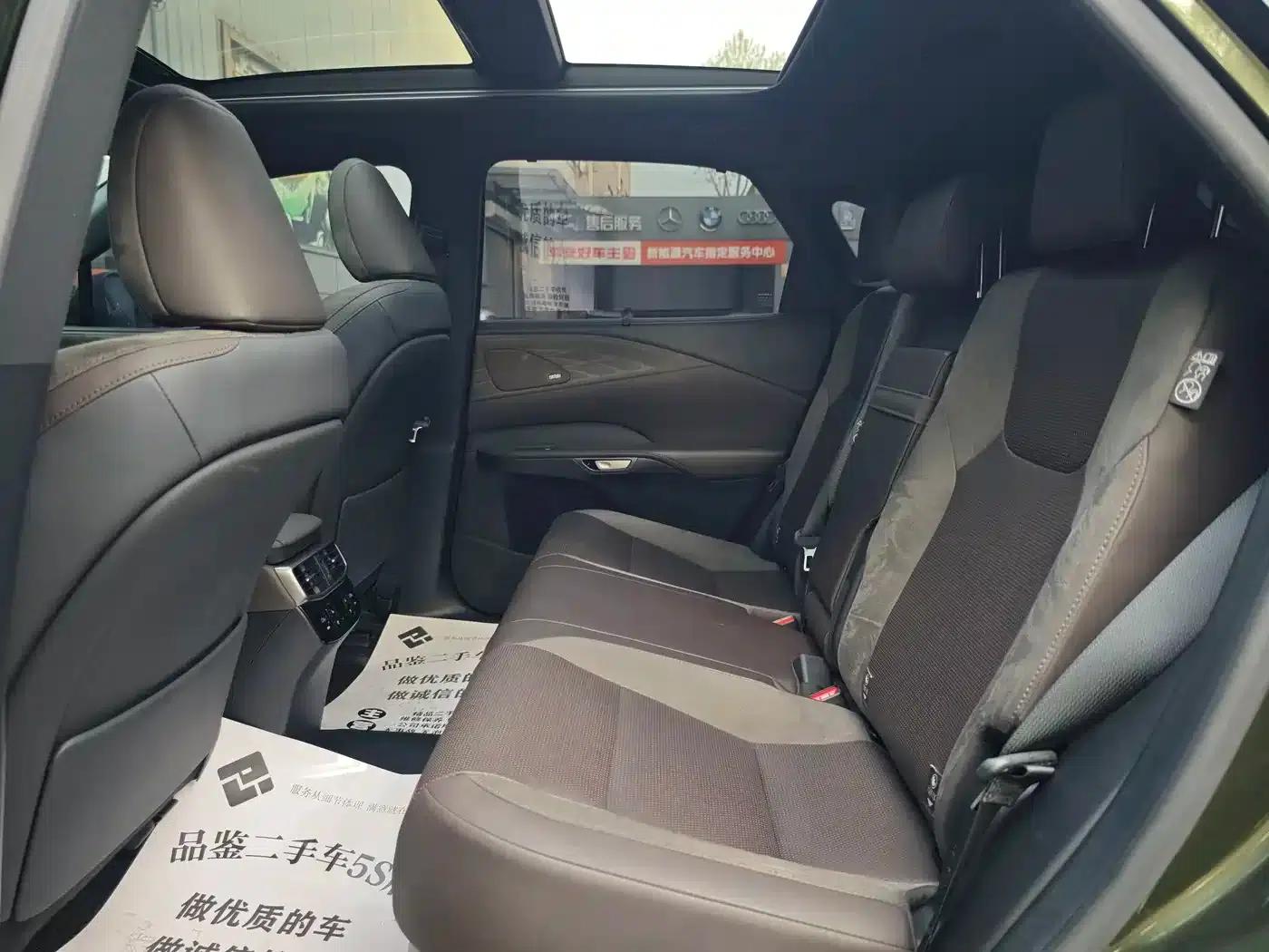 Lexus RX Hybrid 2023 450h+ AWD Enjoy Edition — миниатюра 18