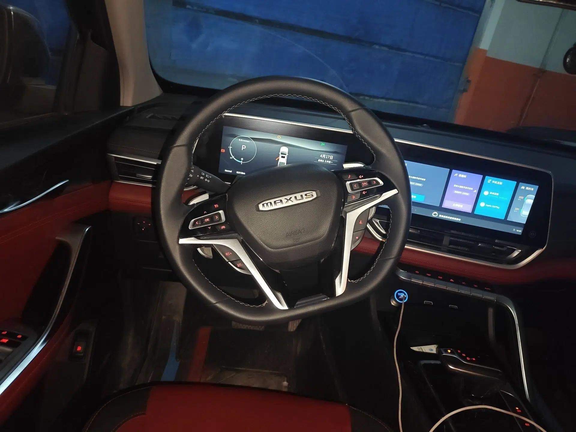 SAIC MAXUS Xingji 2023 Starry R 2.0T Automatic Diesel 4x4 Luxury Edition Long-Box Model — миниатюра 9