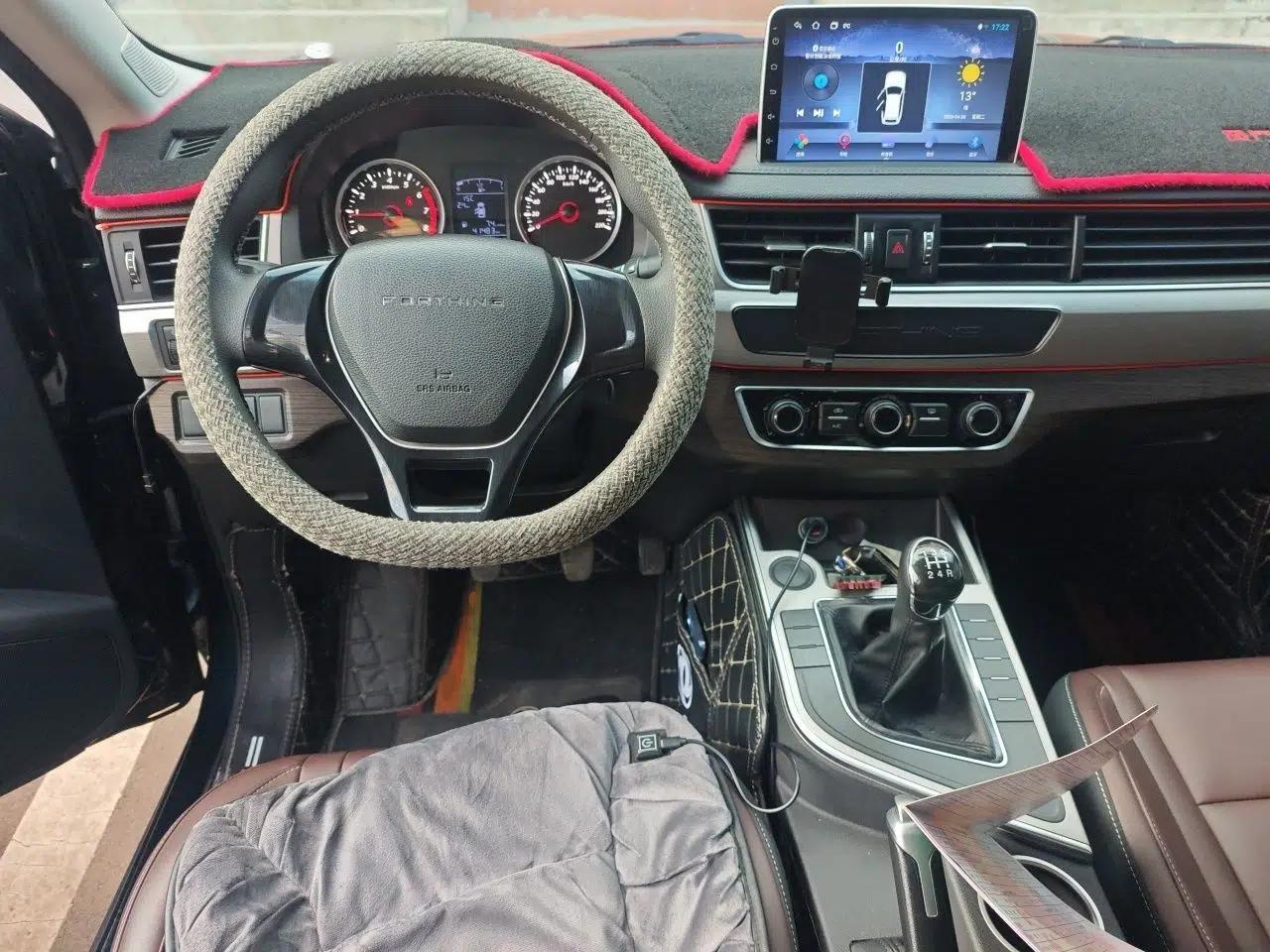 FORTHING T5 2022 Grand Edition 1.6L Manual Dream-Chasing Five-Seat Model — миниатюра 11
