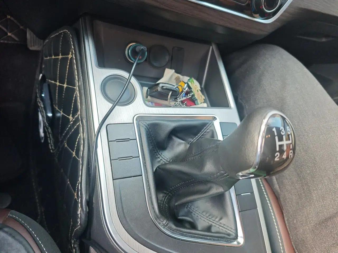 FORTHING T5 2022 Grand Edition 1.6L Manual Dream-Chasing Five-Seat Model — миниатюра 15