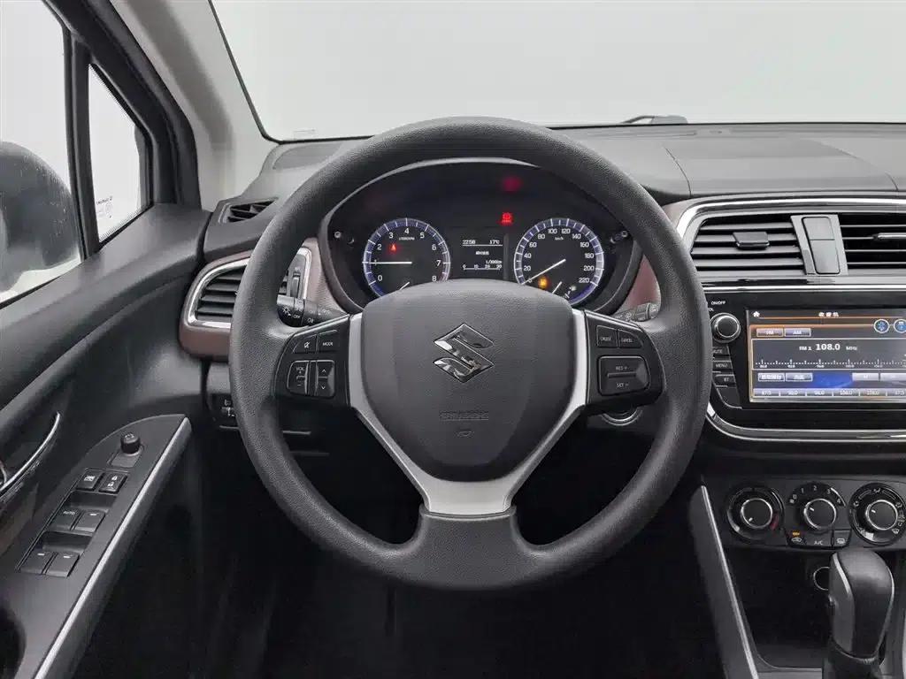Xiaotu 2017 1.6L CVT 2WD Urban Fashion Model — миниатюра 11