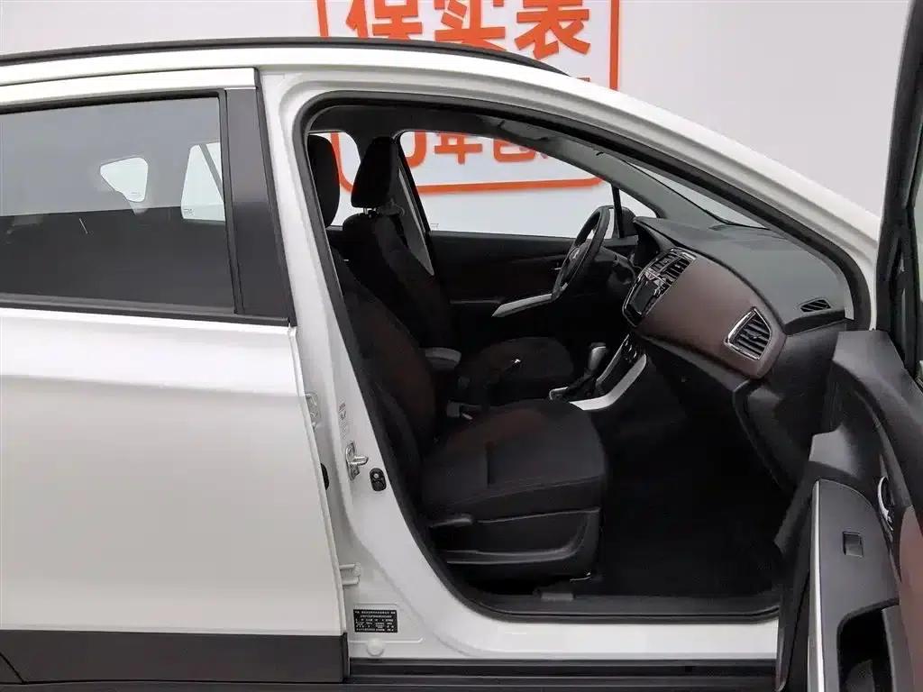 Xiaotu 2017 1.6L CVT 2WD Urban Fashion Model — миниатюра 23