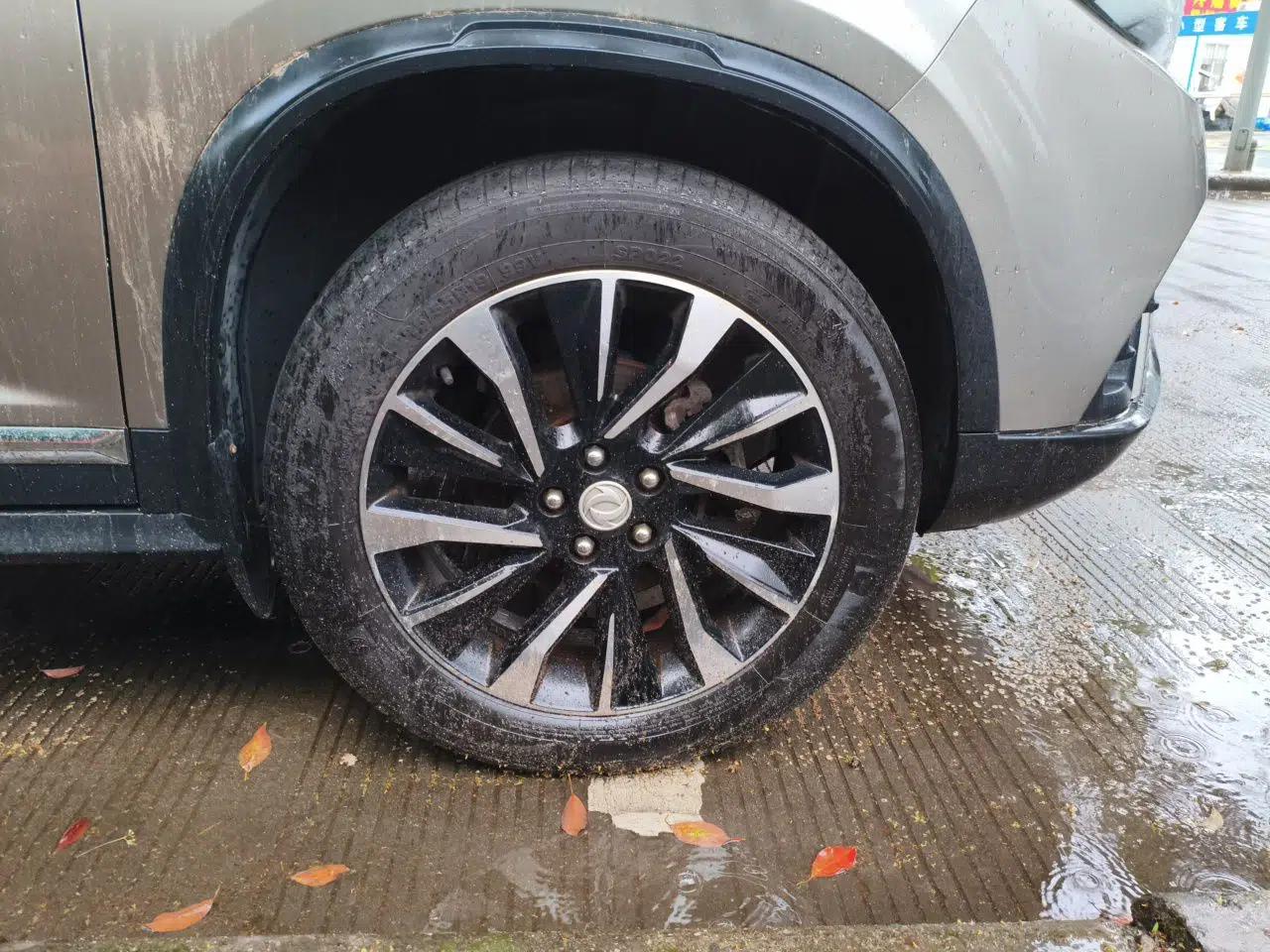 FORTHING T5L 2020 1.5T Automatic Luxury 7-Seater China VI Standard — миниатюра 8