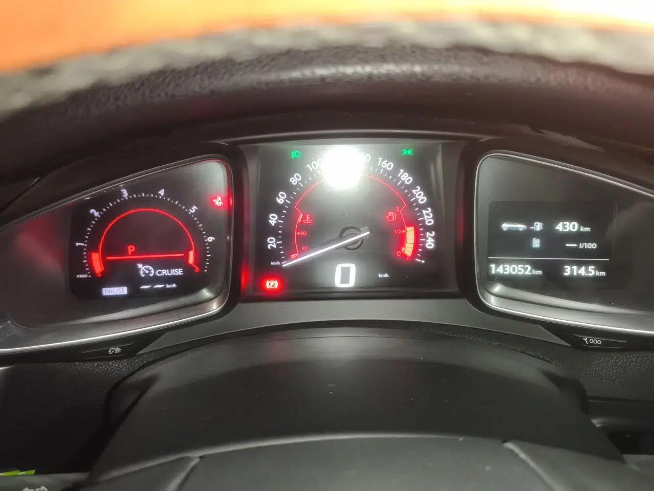 DS 5 2014 1.6T Luxury Edition THP200 — миниатюра 12