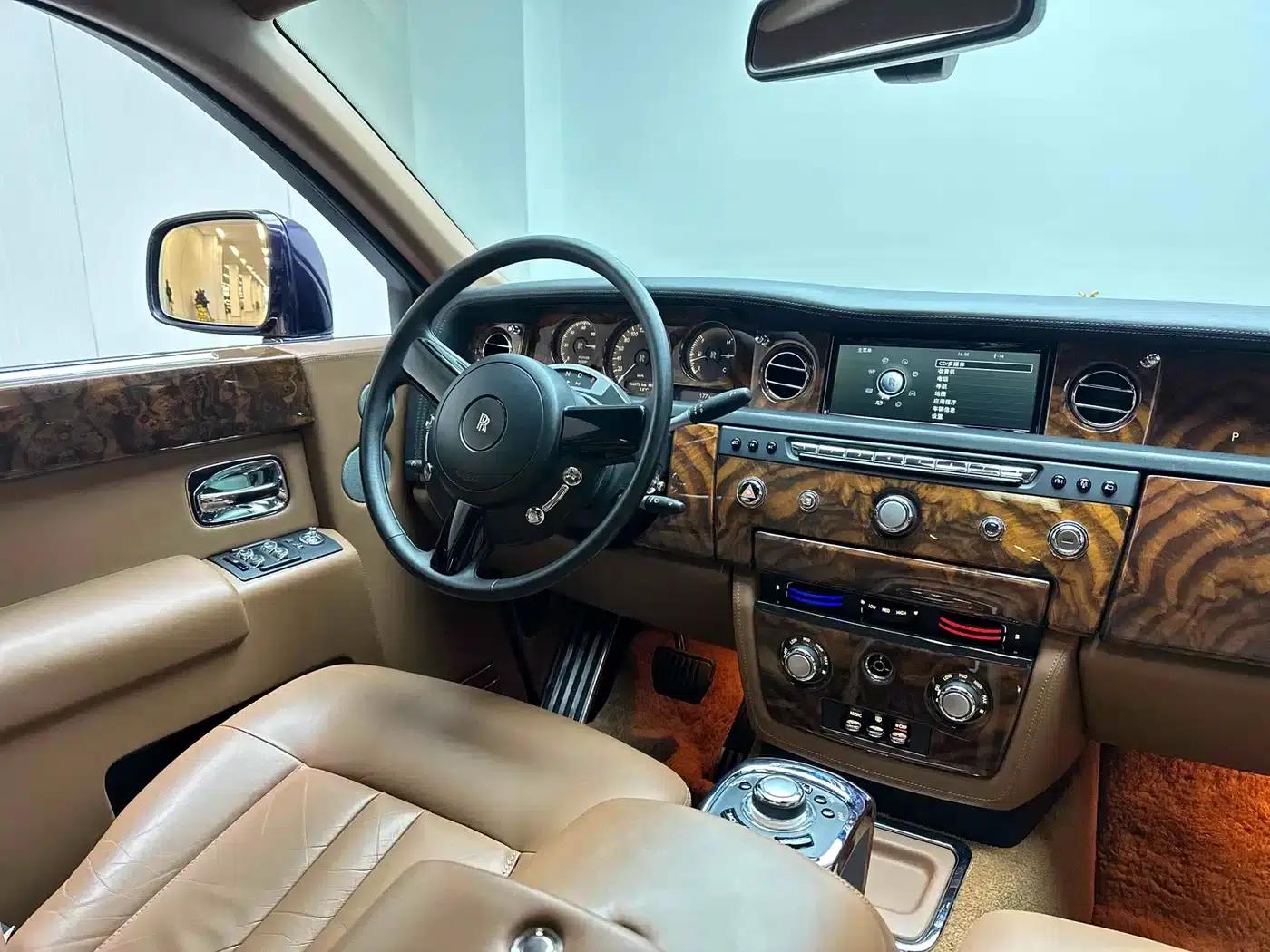 2013 Phantom 6.7L Standard Edition — миниатюра 19