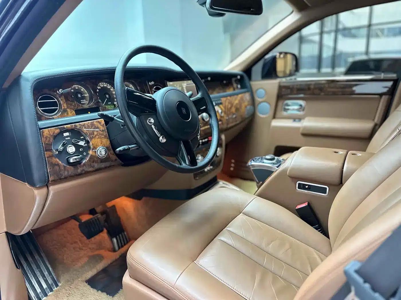 2013 Phantom 6.7L Standard Edition — миниатюра 8