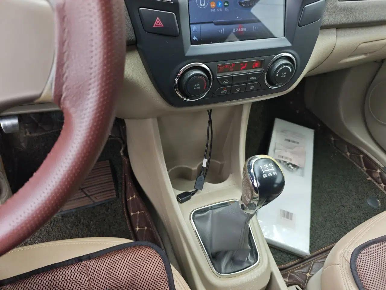 Dongfeng Aeolus A60 2014 1.6L Manual Luxury Model — миниатюра 15