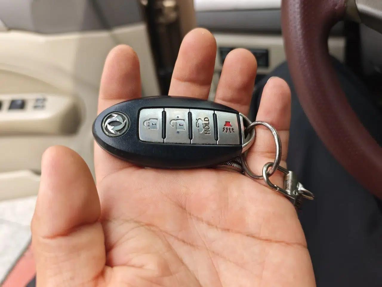 Dongfeng Aeolus A60 2014 1.6L Manual Luxury Model — миниатюра 9