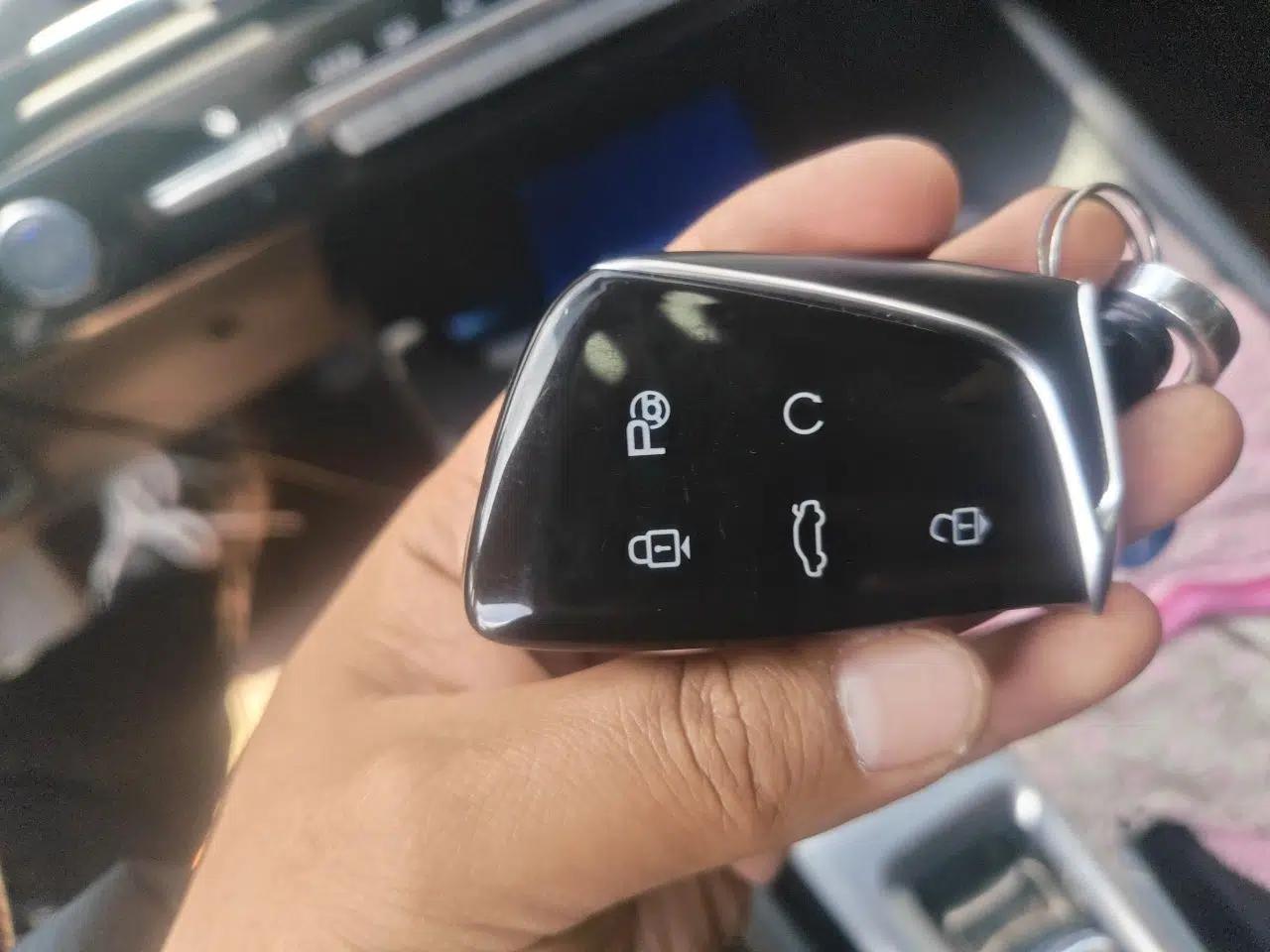 Dongfeng Aeolus Huge 2024 Mach Power 1.5T Luxury Model — миниатюра 9