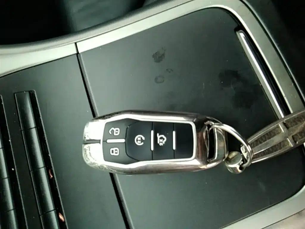 Lincoln MKX 2015 2.0T Two-Wheel Drive Premium Edition — миниатюра 9