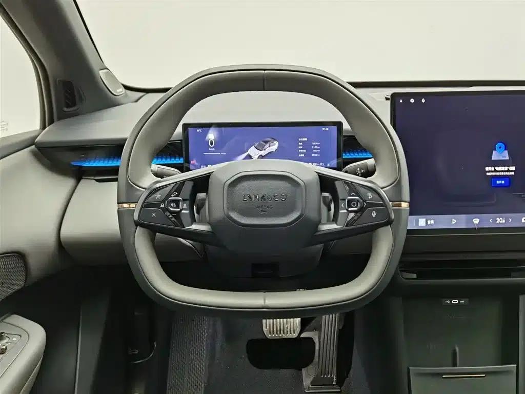 Lynk & Co Z20 2025 Model 530km RWD Pro — миниатюра 11