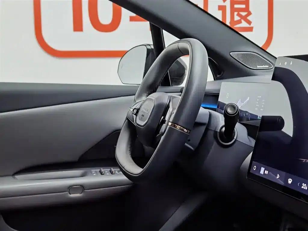 Lynk & Co Z20 2025 Model 530km RWD Pro — миниатюра 22