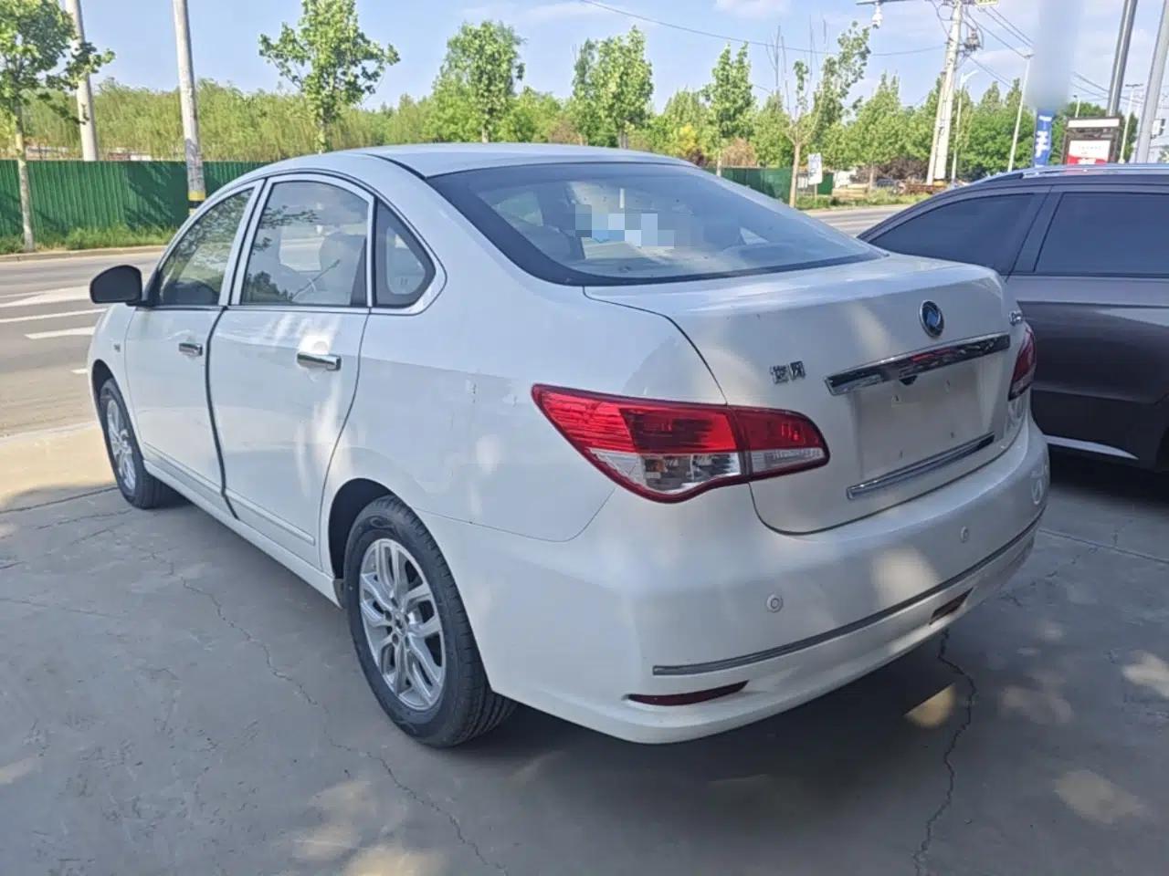 Dongfeng Junfeng E11K 2019 Standard Model — миниатюра 7