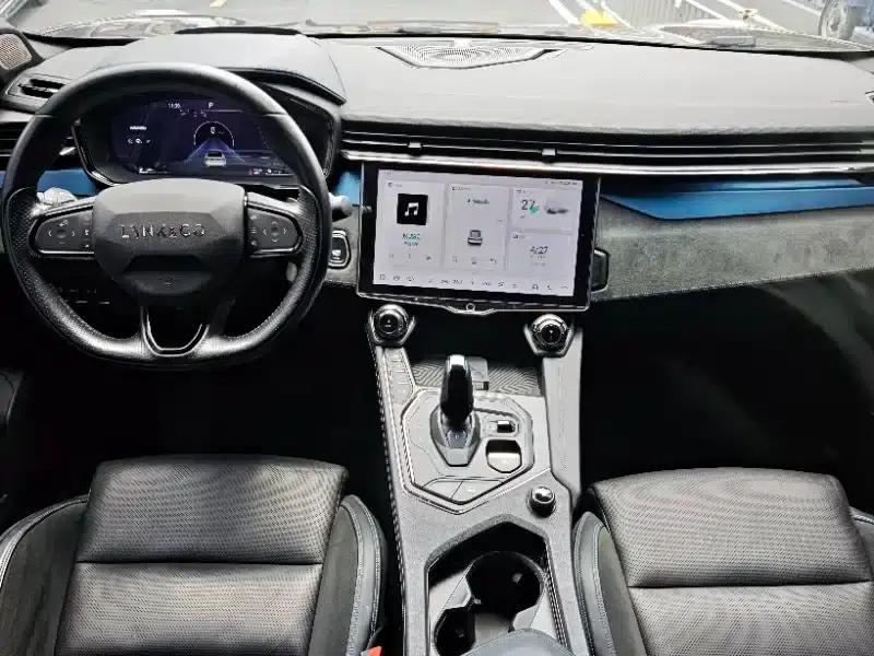 Lynk & Co 05 EM-P 2021 1.5TD PHEV HALO — миниатюра 8