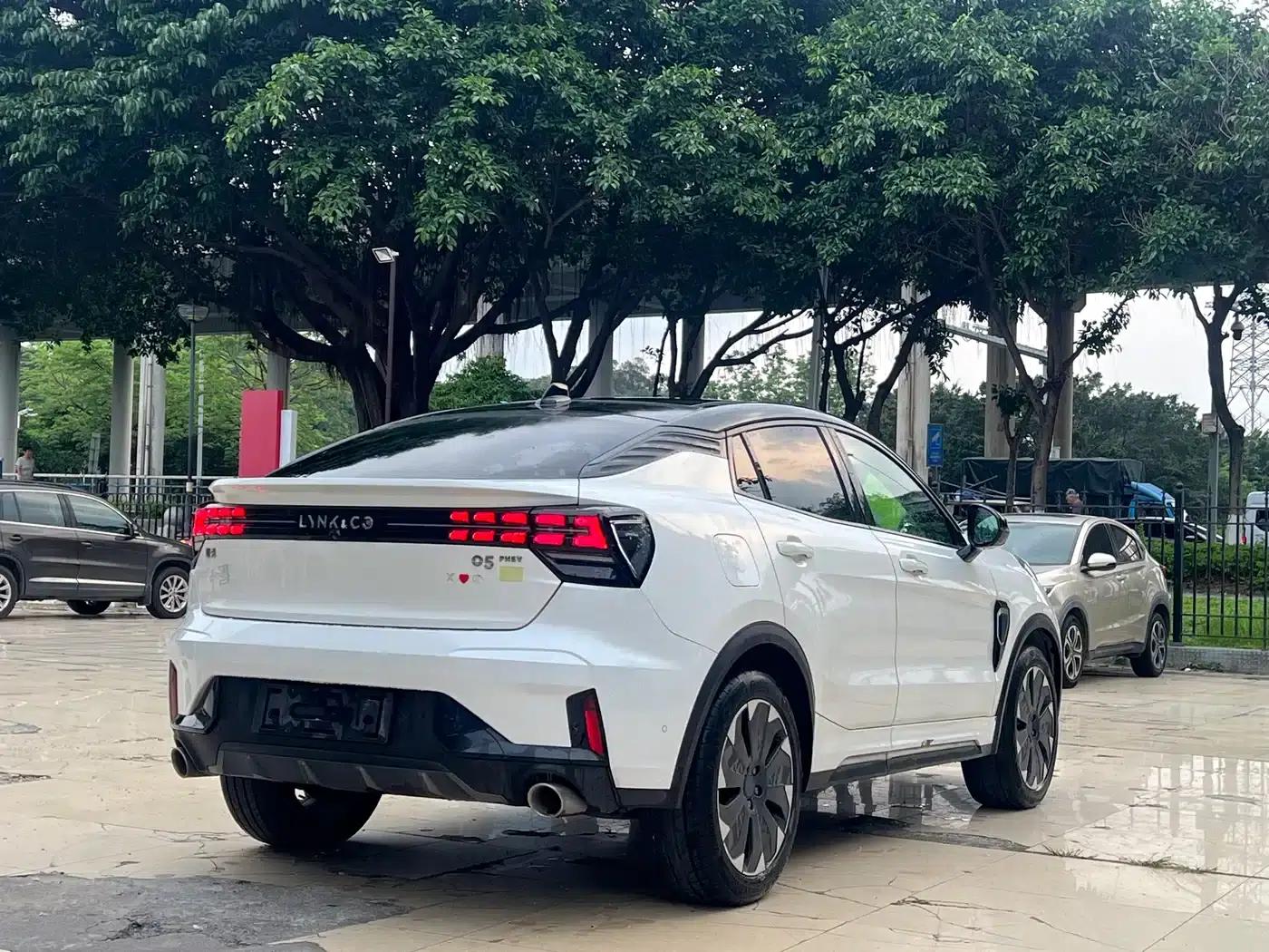 Lynk & Co 05 EM-P 2021 1.5TD PHEV HALO — миниатюра 13