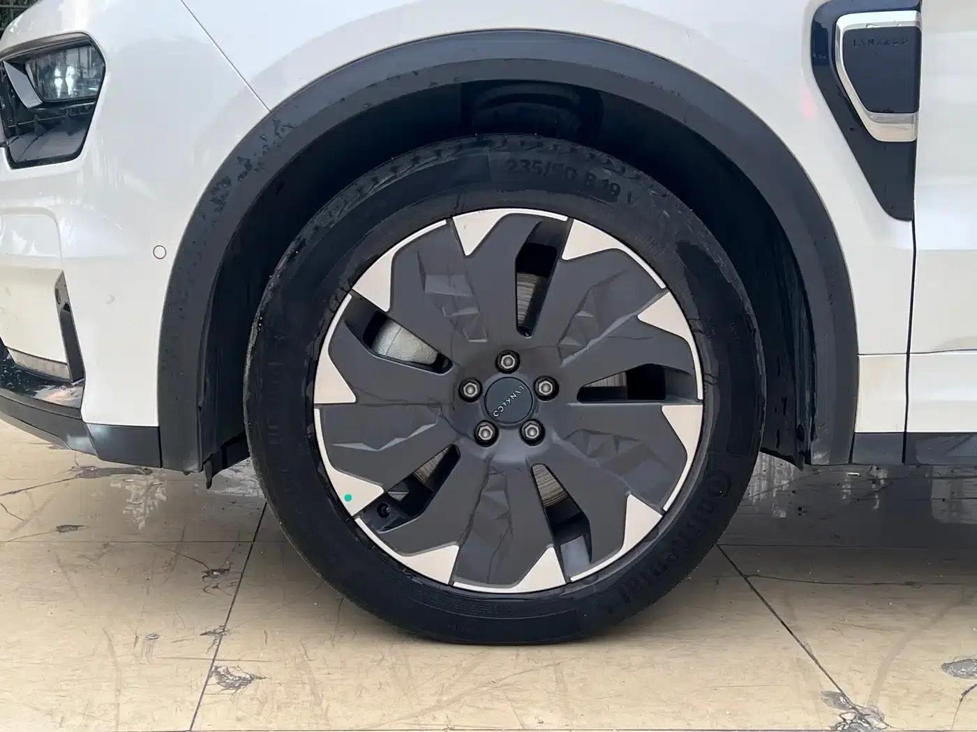 Lynk & Co 05 EM-P 2021 1.5TD PHEV HALO — миниатюра 5