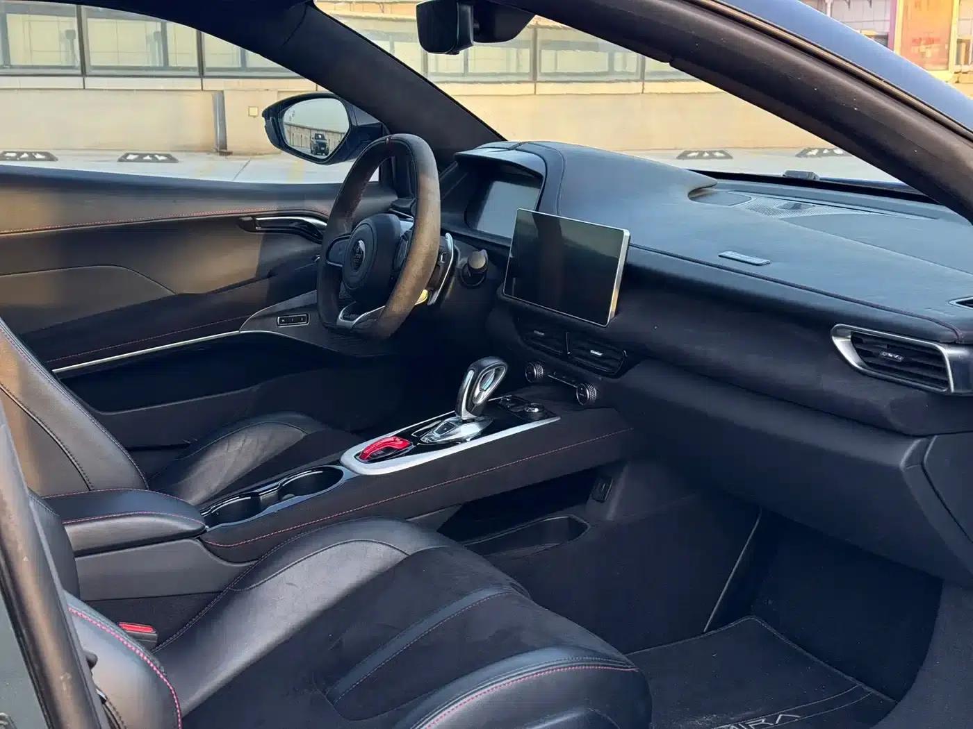 EMIRA 2021 2.0T DCT First Edition — миниатюра 7