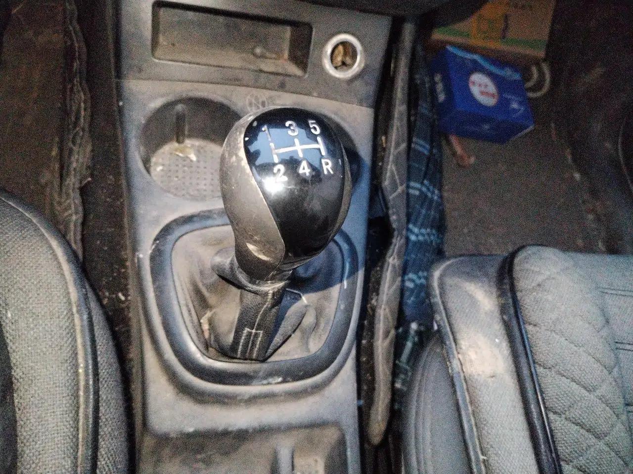 Dongfeng Fengon 330 2014 1.5L Manual Utility Version DK15 — миниатюра 15