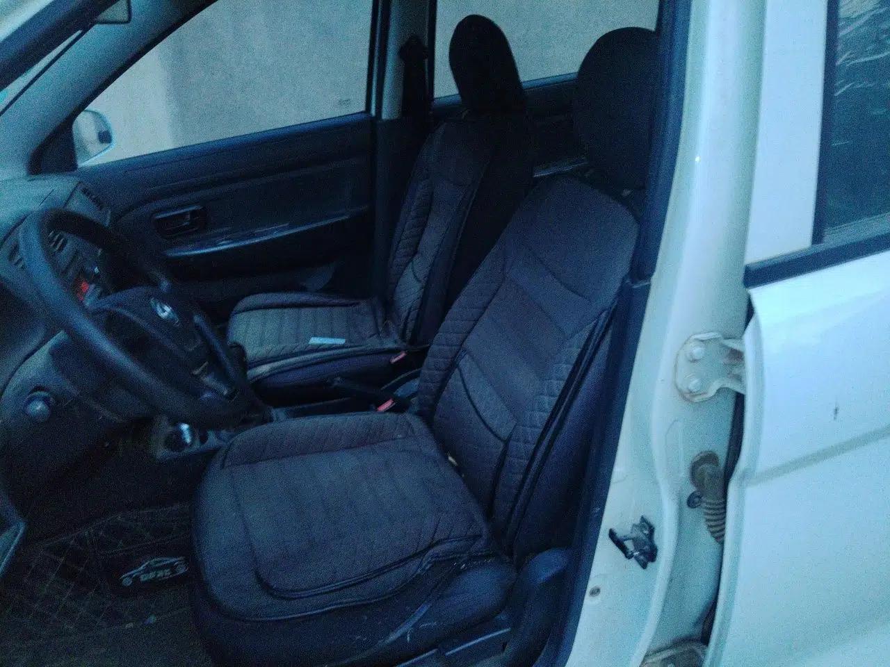 Dongfeng Fengon 330 2014 1.5L Manual Utility Version DK15 — миниатюра 16