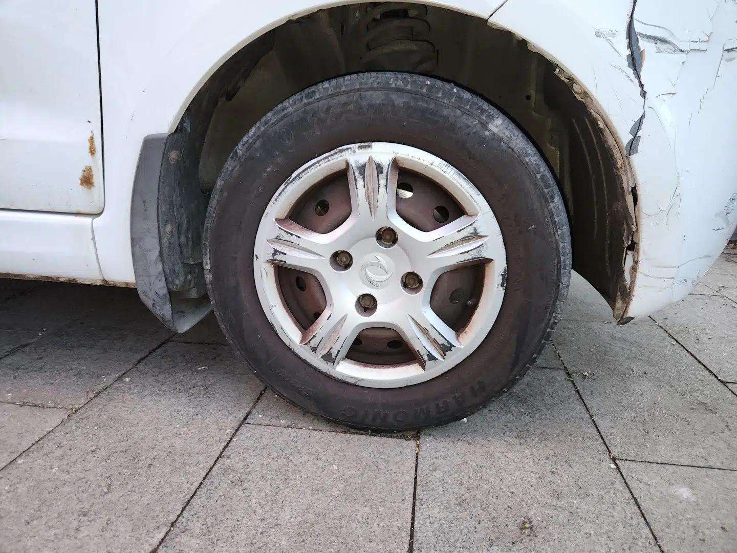 Dongfeng Fengon 330 2014 1.5L Manual Standard Edition DK15-02 — миниатюра 8