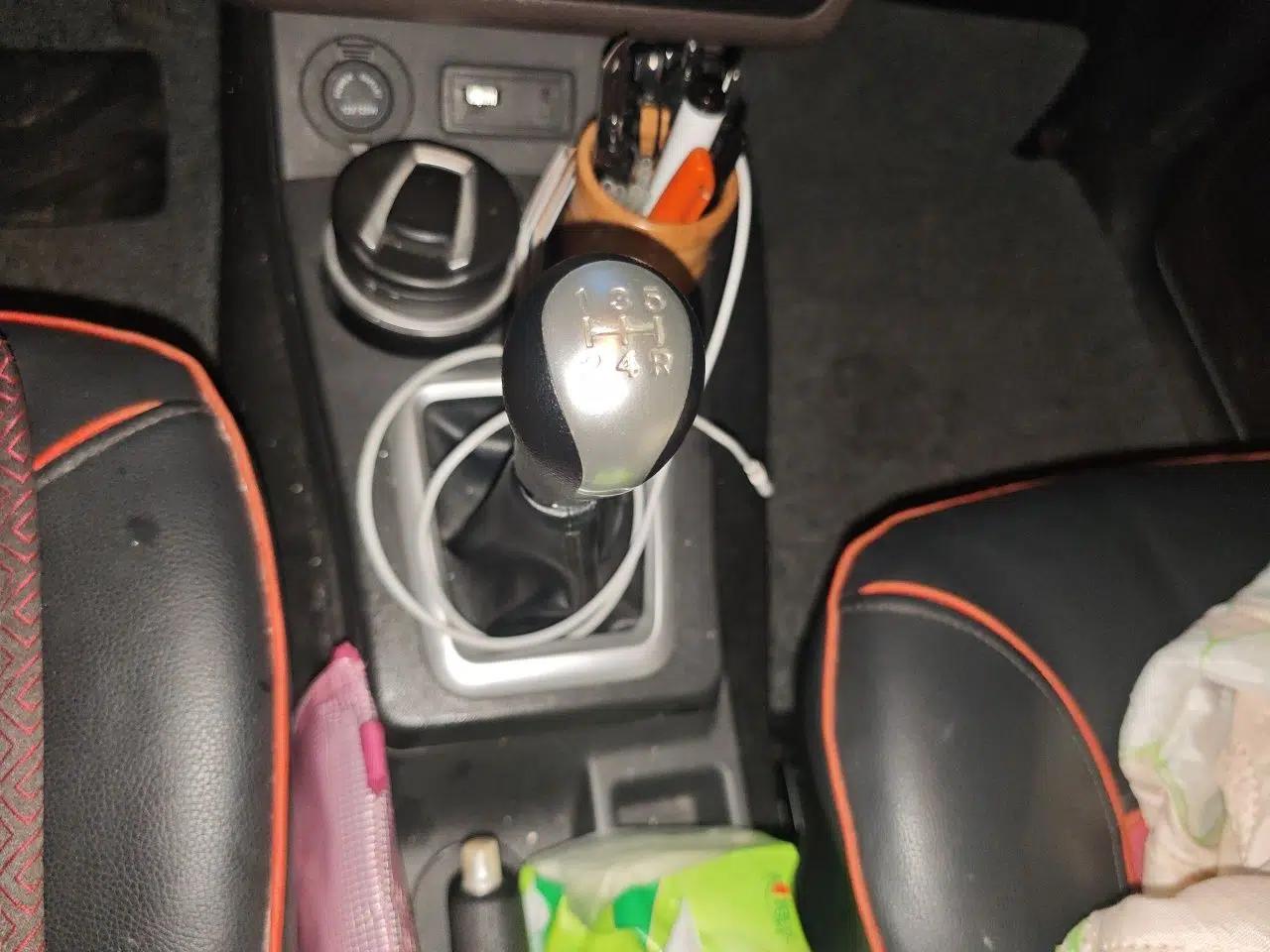 Dongfeng Fengon 330 2019 1.5L 330S Manual Comfort Version China VI Standard — миниатюра 15