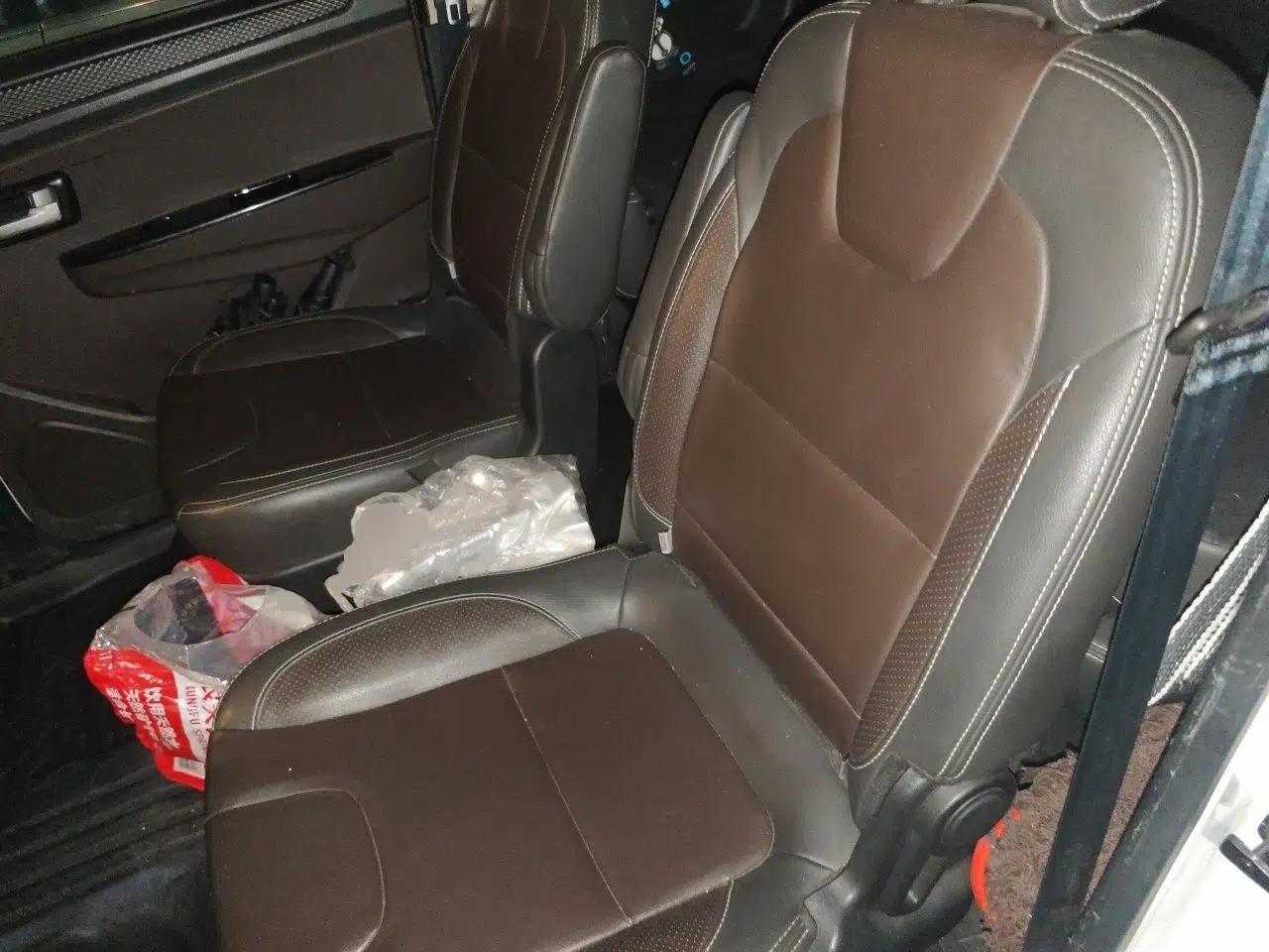 Dongfeng Fengon 330 2019 1.5L 330S Manual Comfort Version China VI Standard — миниатюра 18