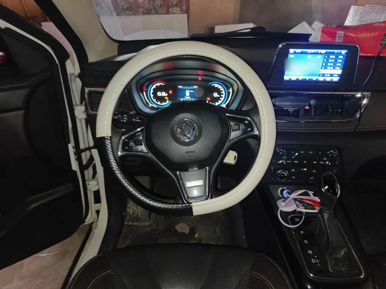 Dongfeng Fengon 370 2017 1.5L CVT Fashion Edition 7-Seater — миниатюра 11