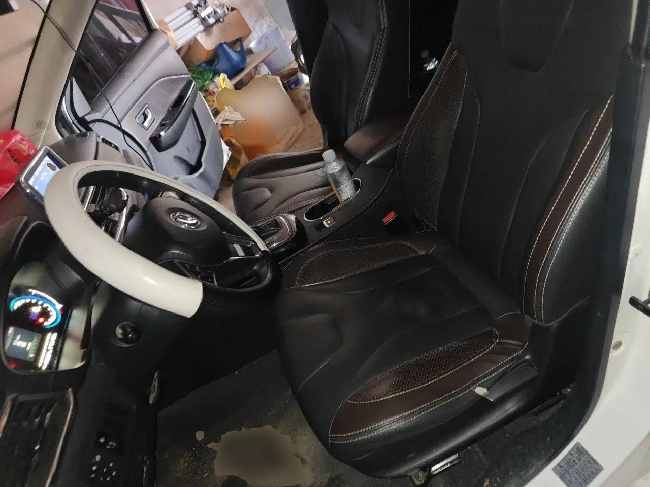 Dongfeng Fengon 370 2017 1.5L CVT Fashion Edition 7-Seater — миниатюра 16