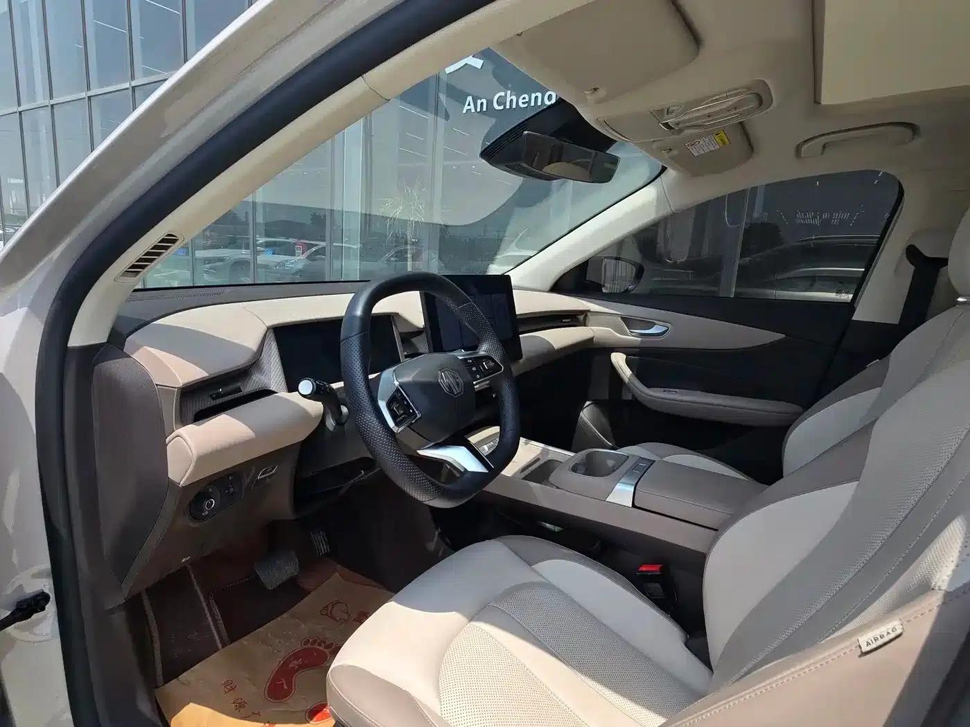 MG ES5 2025 525max Rear-Wheel Drive Intelligent Driving Edition — миниатюра 8