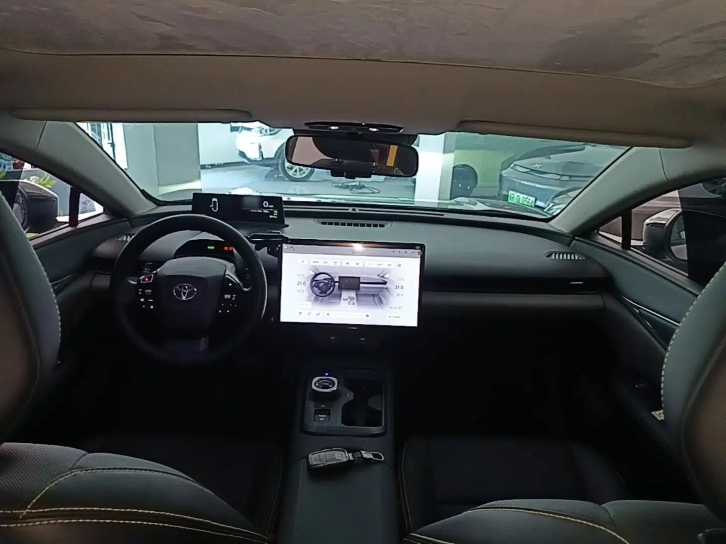 Toyota bZ5 2025 Model 550 JOY — миниатюра 13