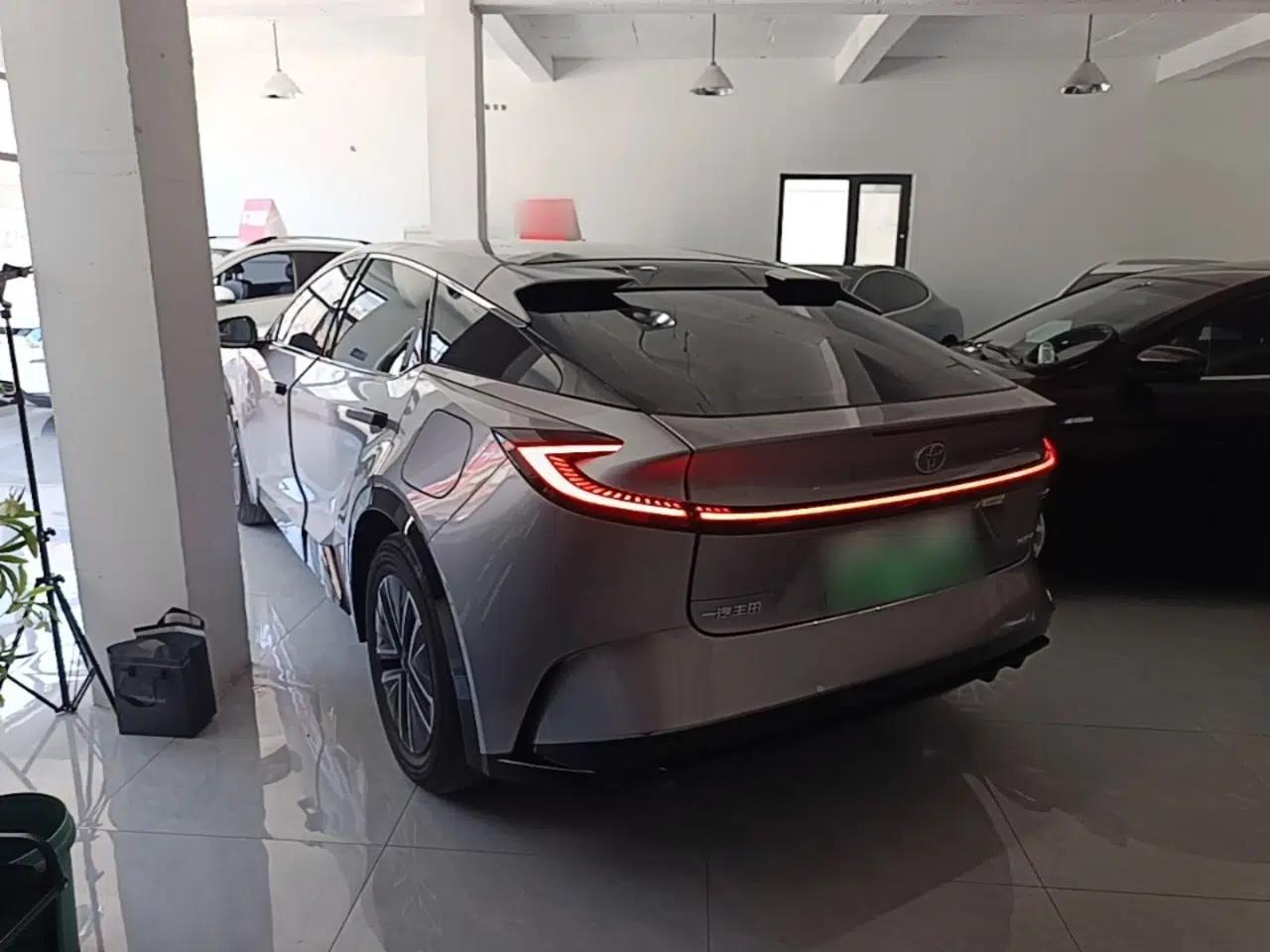 Toyota bZ5 2025 Model 550 JOY — миниатюра 4