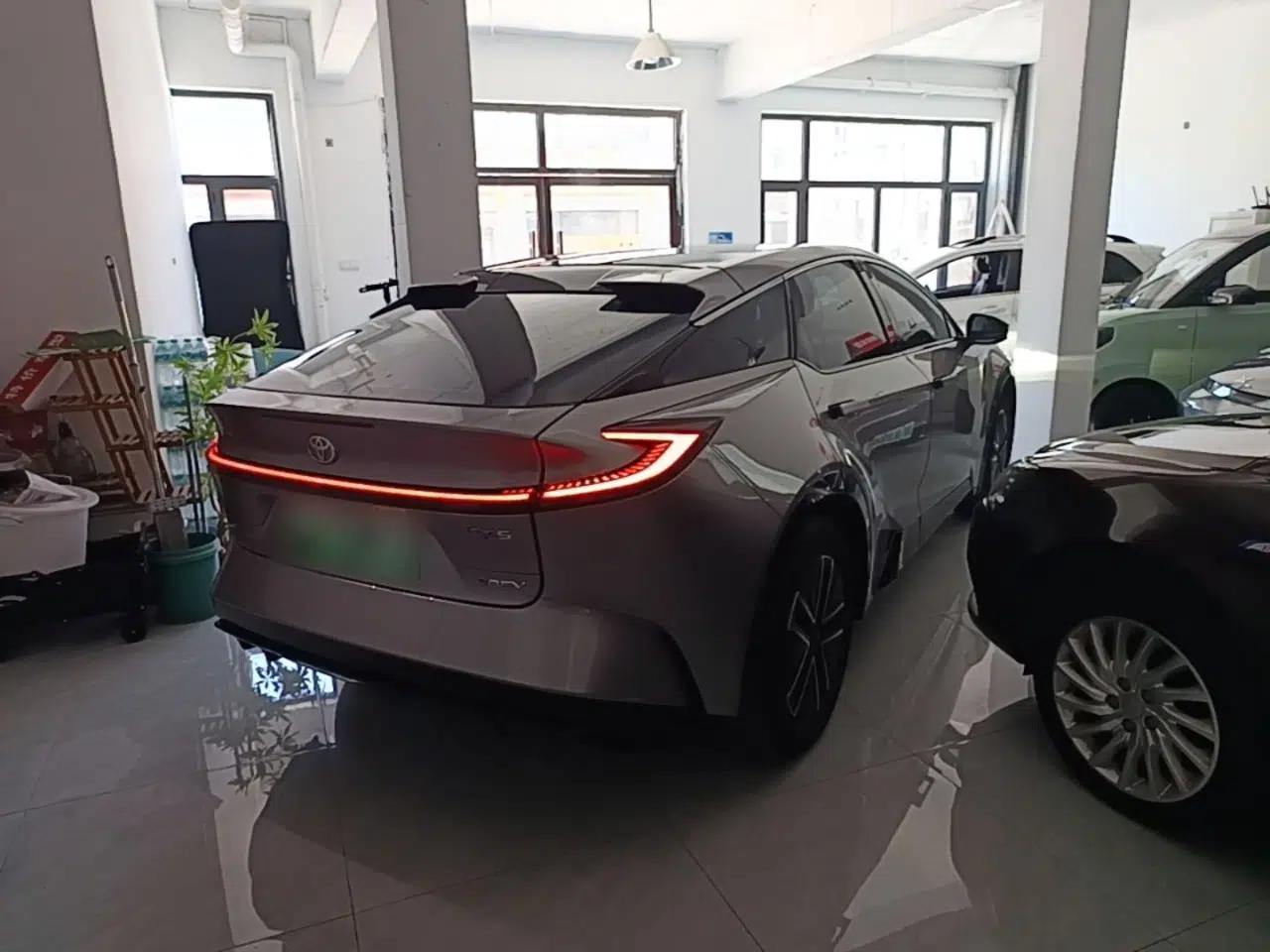 Toyota bZ5 2025 Model 550 JOY — миниатюра 6