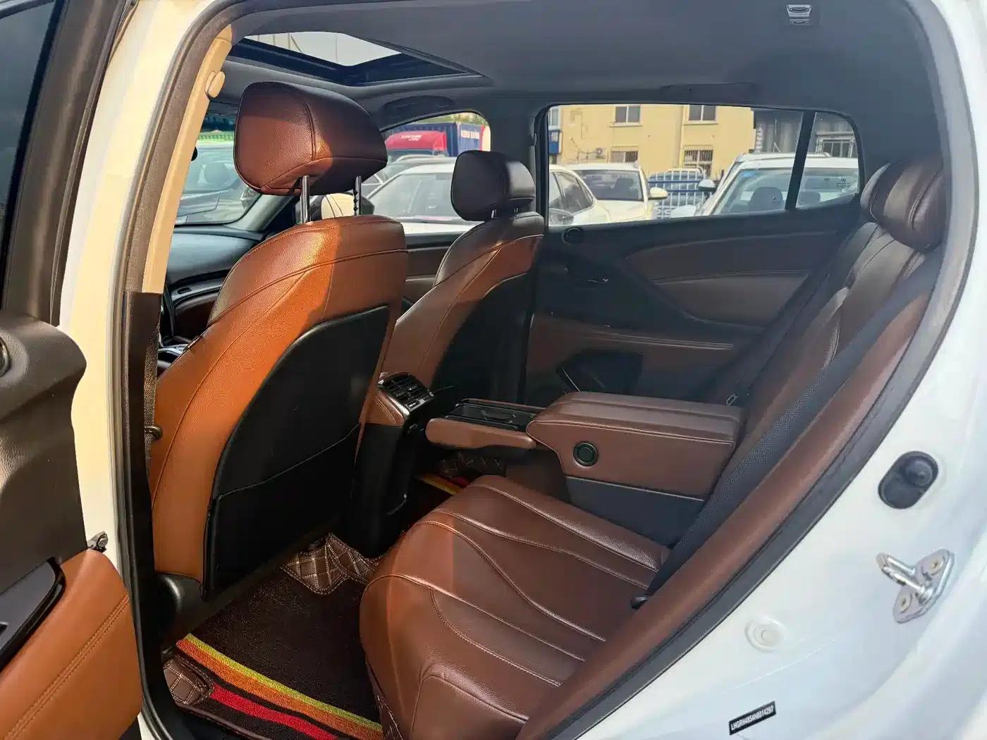 Acura CDX 2016 1.5T 2WD Premium Edition — миниатюра 8