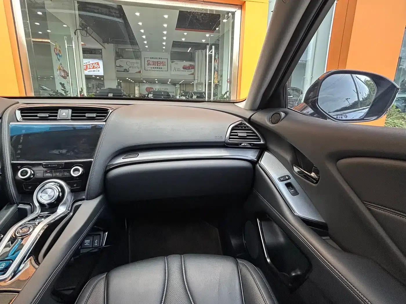 Acura CDX 2016 1.5T 2WD Premium Edition — миниатюра 19