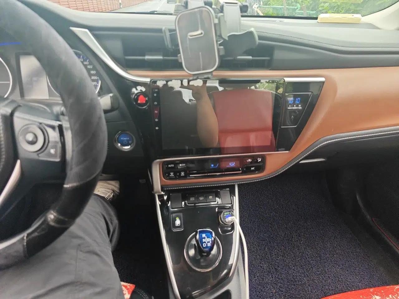 Toyota Levin Hybrid E+ 2019 1.8L PH GS E-CVT Elite Edition — миниатюра 14