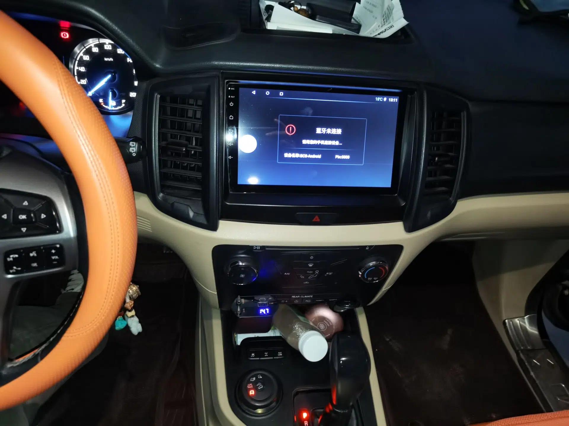Ford Everest 2016 2.0T Gasoline Automatic 4x4 Elite Edition — миниатюра 14