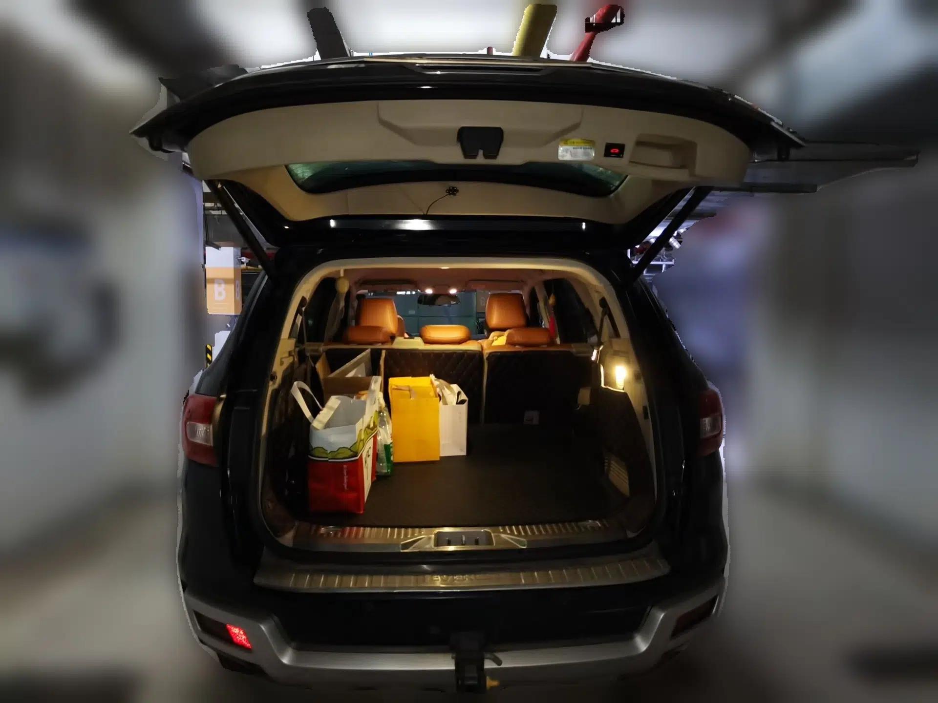 Ford Everest 2016 2.0T Gasoline Automatic 4x4 Elite Edition — миниатюра 20