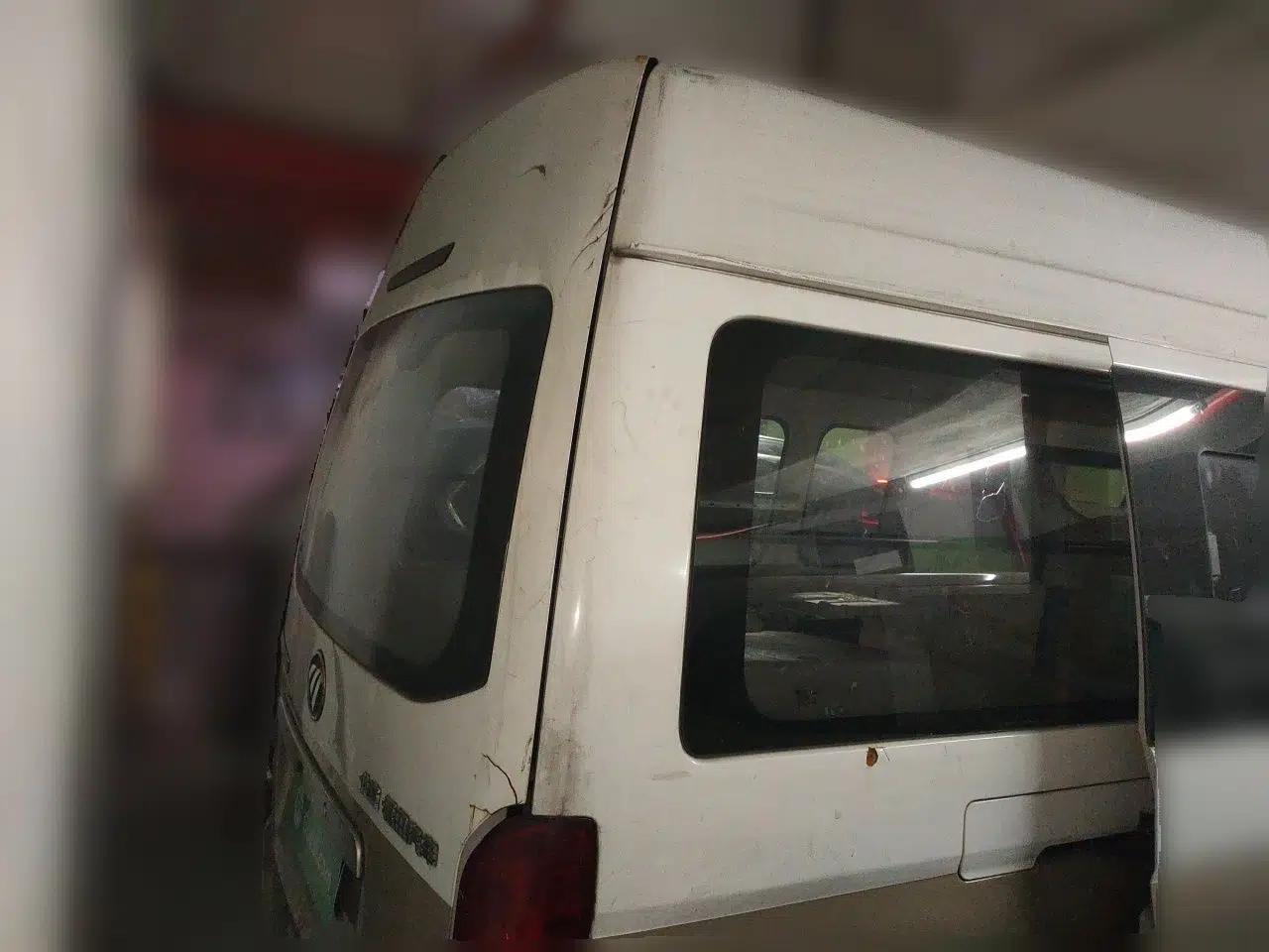 Foton Scenic G7 2017 2.0L Long-Wheelbase Commercial Van High Roof 6-Seater 4Q20M — миниатюра 5