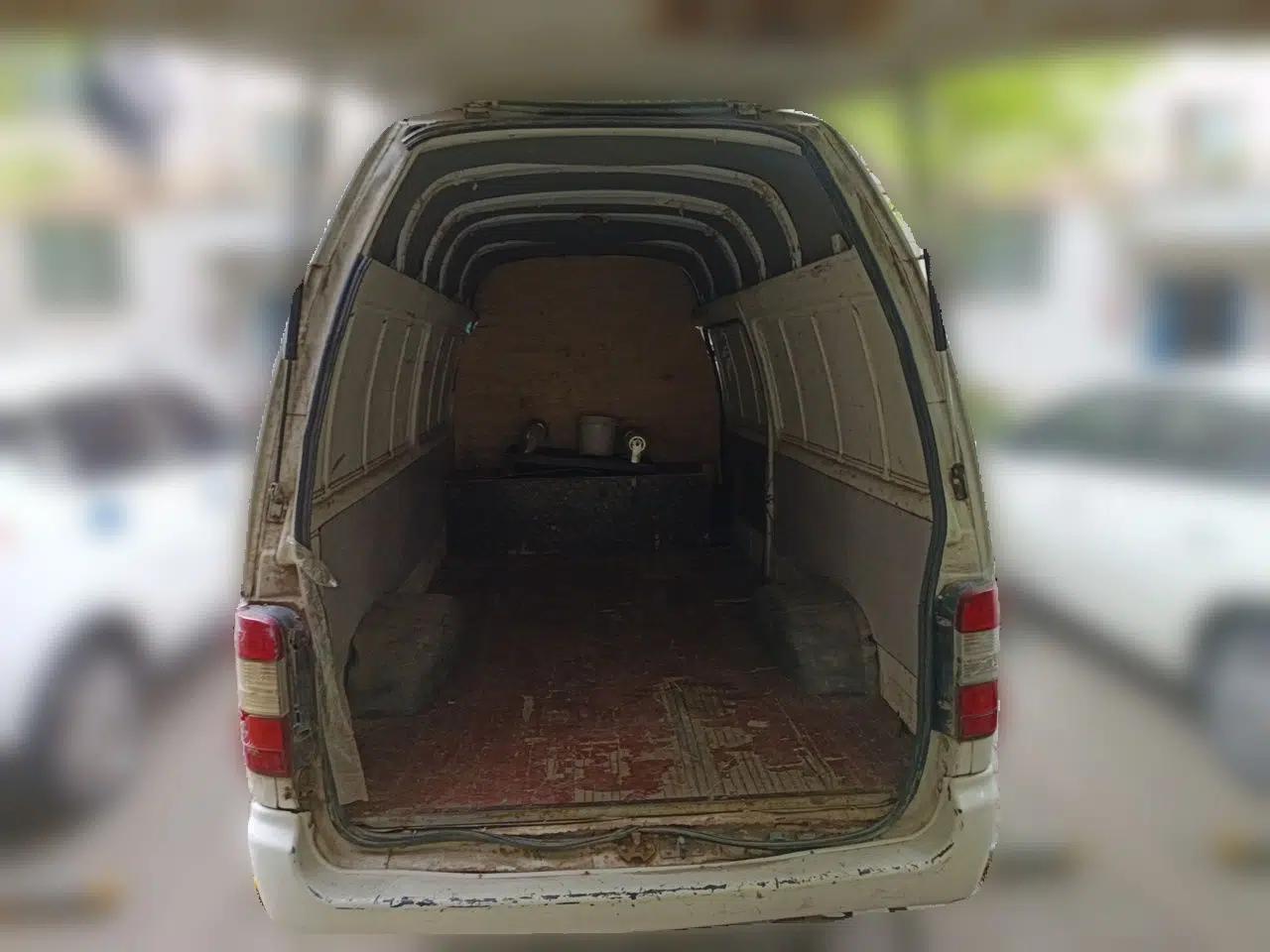 Foton Scenic 2014 2.2L Express Standard Long-Wheelbase High-Roof Version 491EQ4 — миниатюра 20