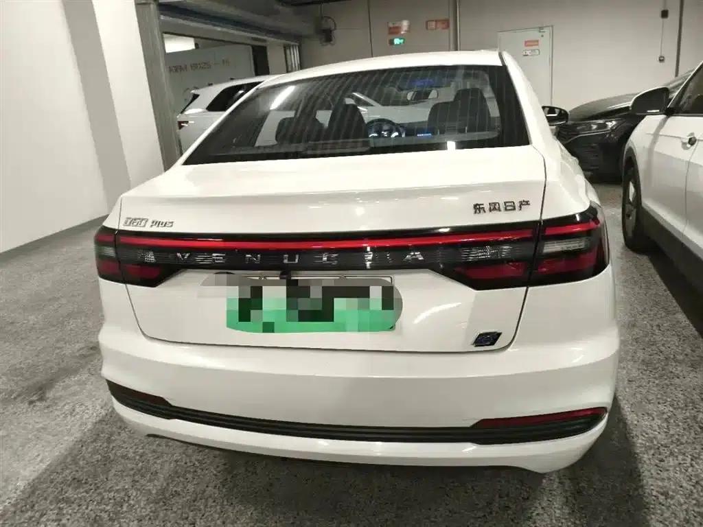 Venucia D60EV 2023 PLUS Comfort Edition SI — миниатюра 5