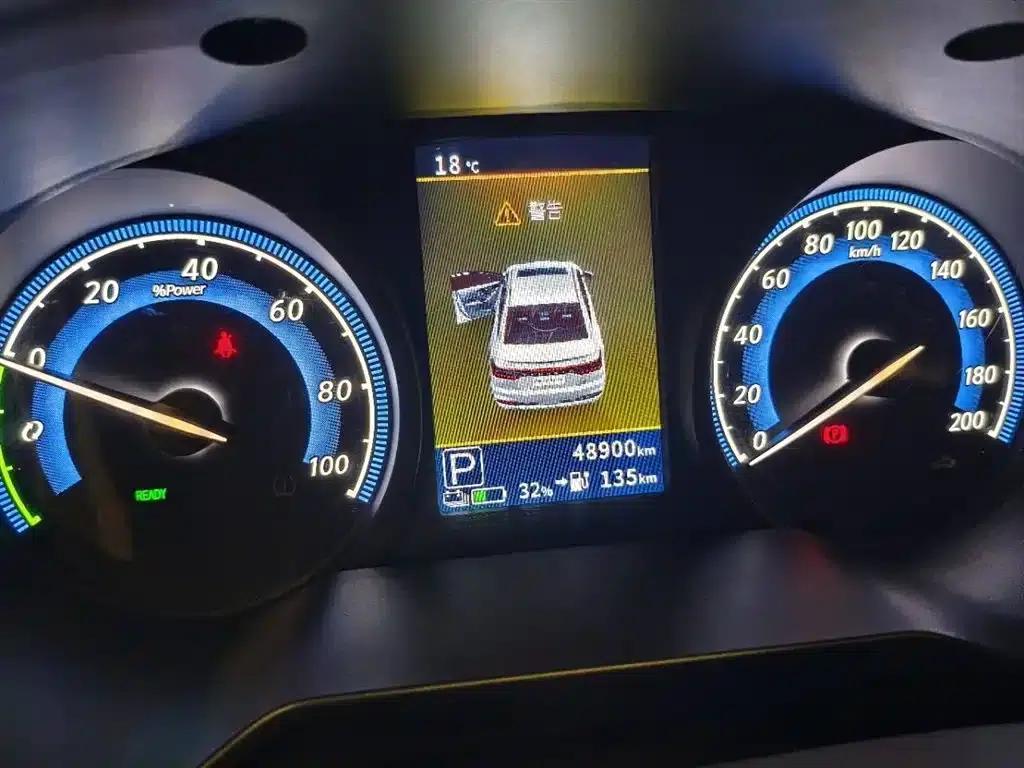 Venucia D60EV 2023 PLUS Comfort Edition SI — миниатюра 9