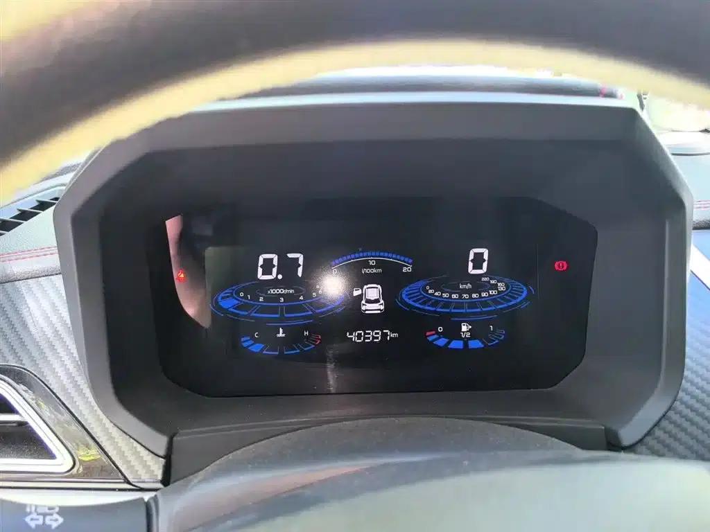 Venucia T60 2022 1.6L Manual Smart Edition — миниатюра 8
