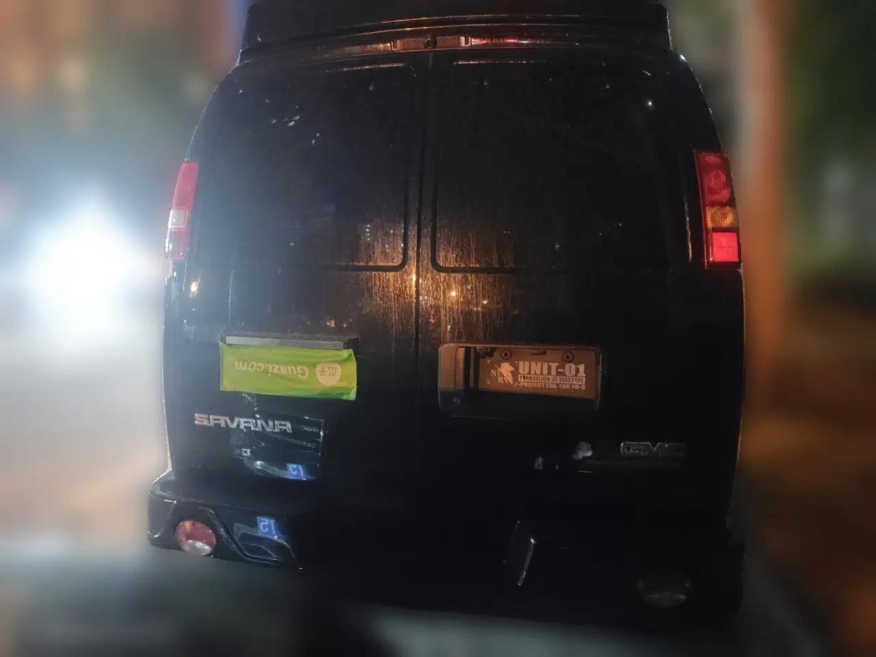 GMC SAVANA 2018 6.0L GX777 Prestige Star Edition — миниатюра 5