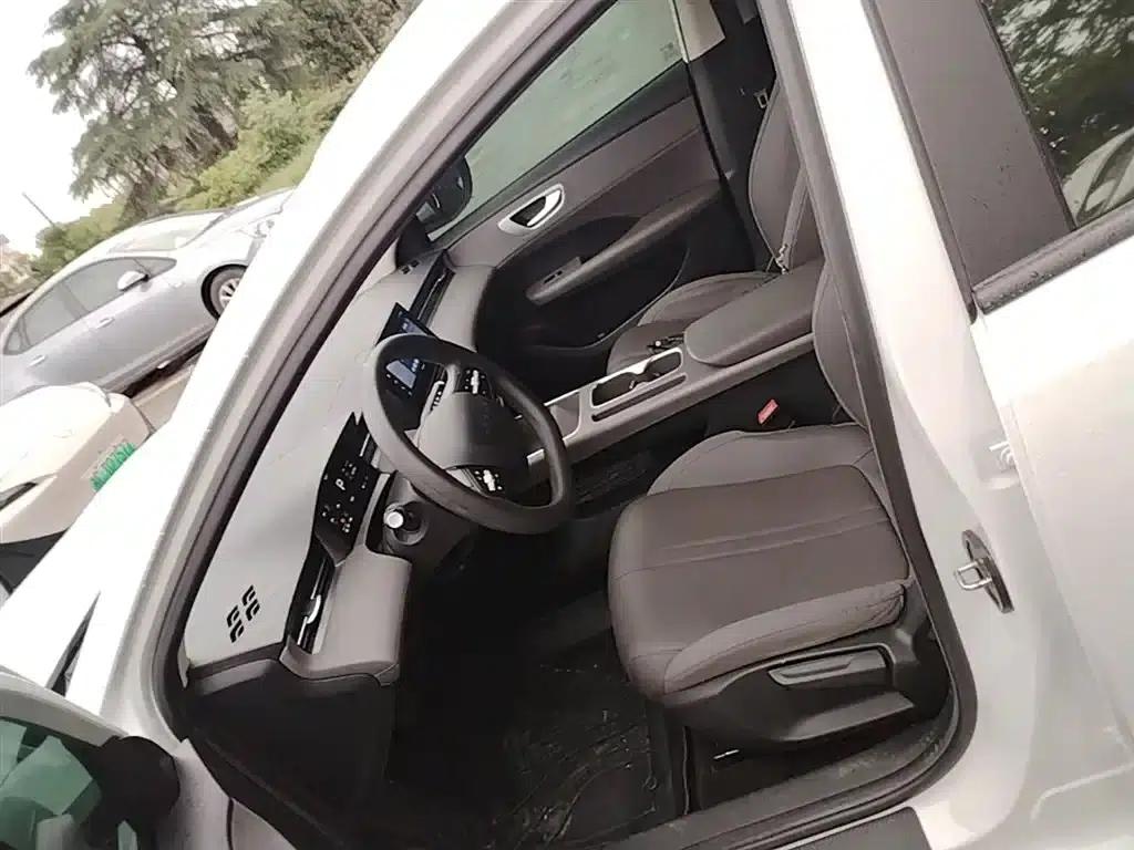 Roewe D6 2025 450km Premium Edition — миниатюра 16